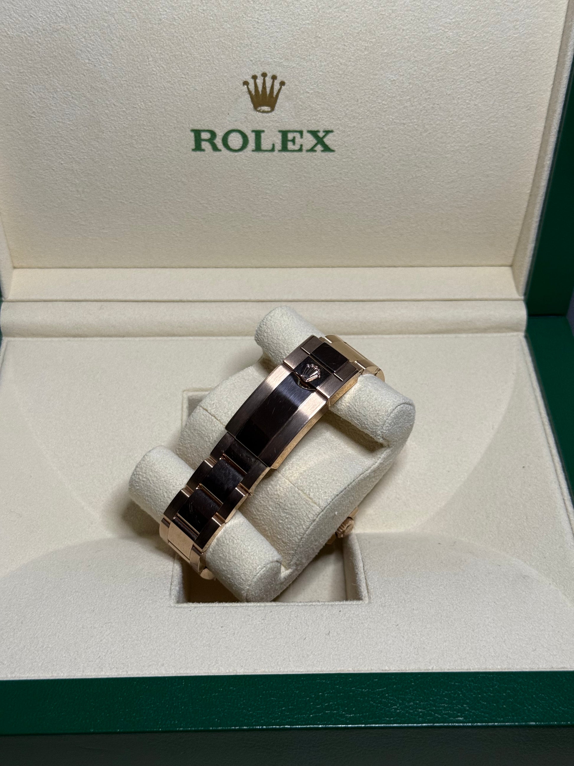 2021 ROLEX GMT-MASTER 2 ‘ROOTBEER’ 40MM ROSE GOLD 126715CHNR