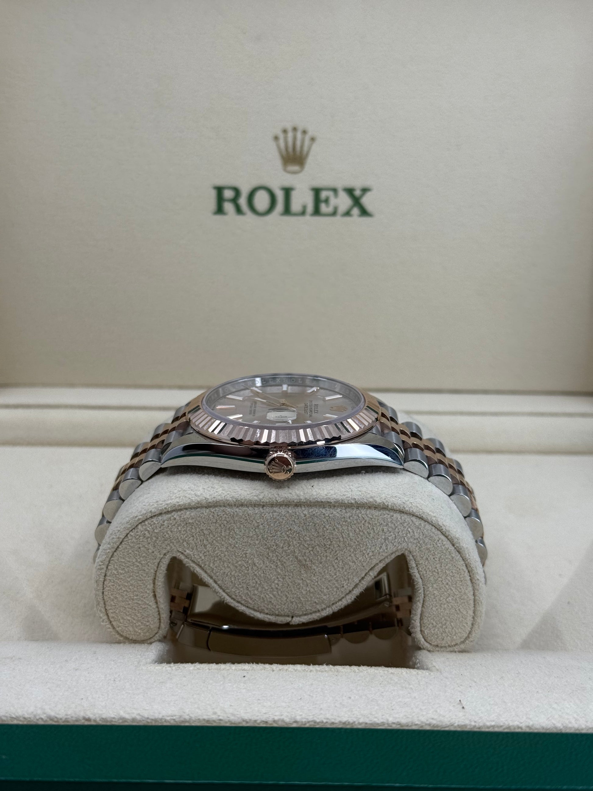 2023 ROLEX DATEJUST 41 STEEL/ROSE GOLD SUNDUST DIAL 126331