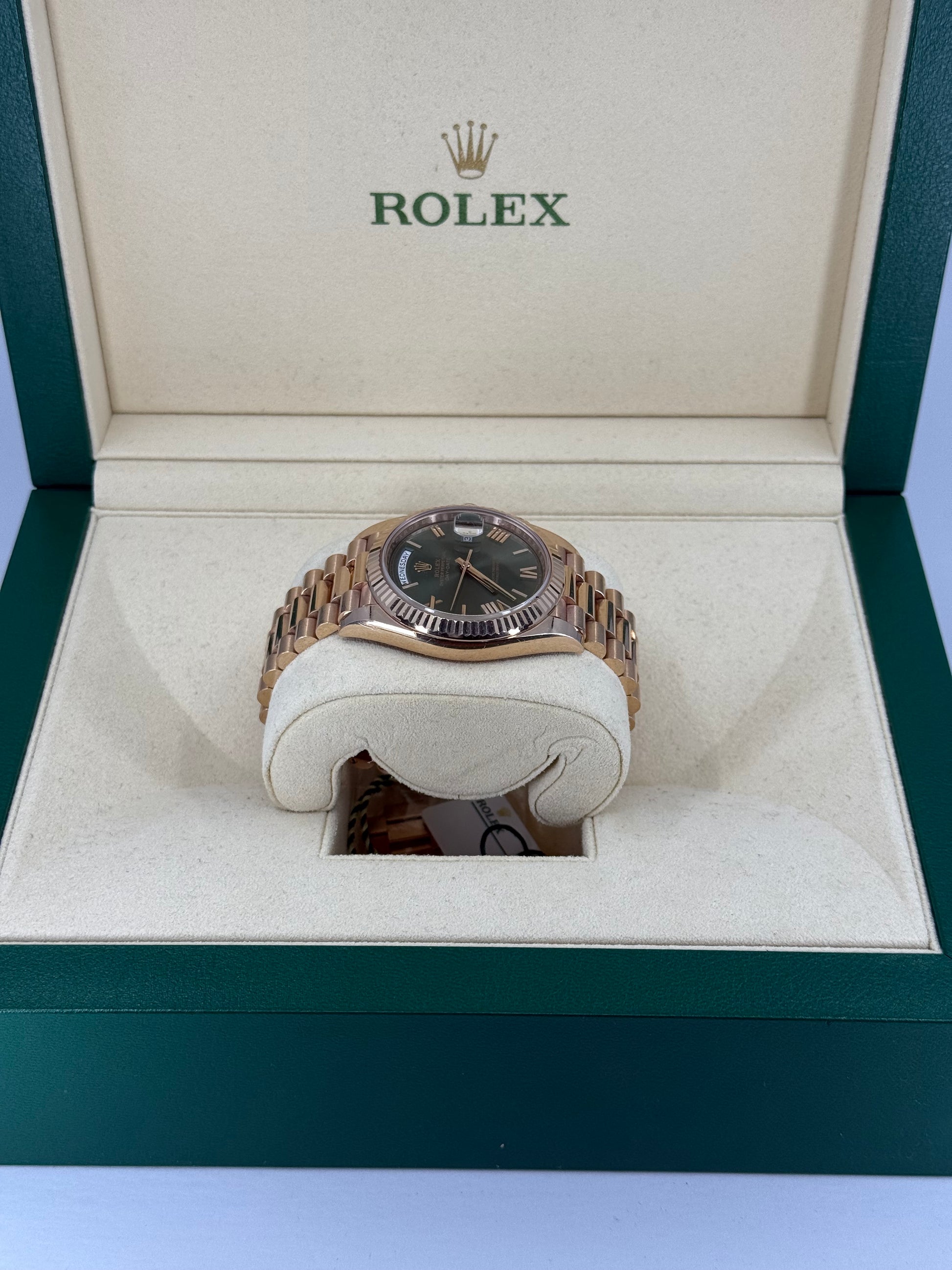 2020 ROLEX DAY-DATE 40 ROSE GOLD OLIVE DIAL 228235
