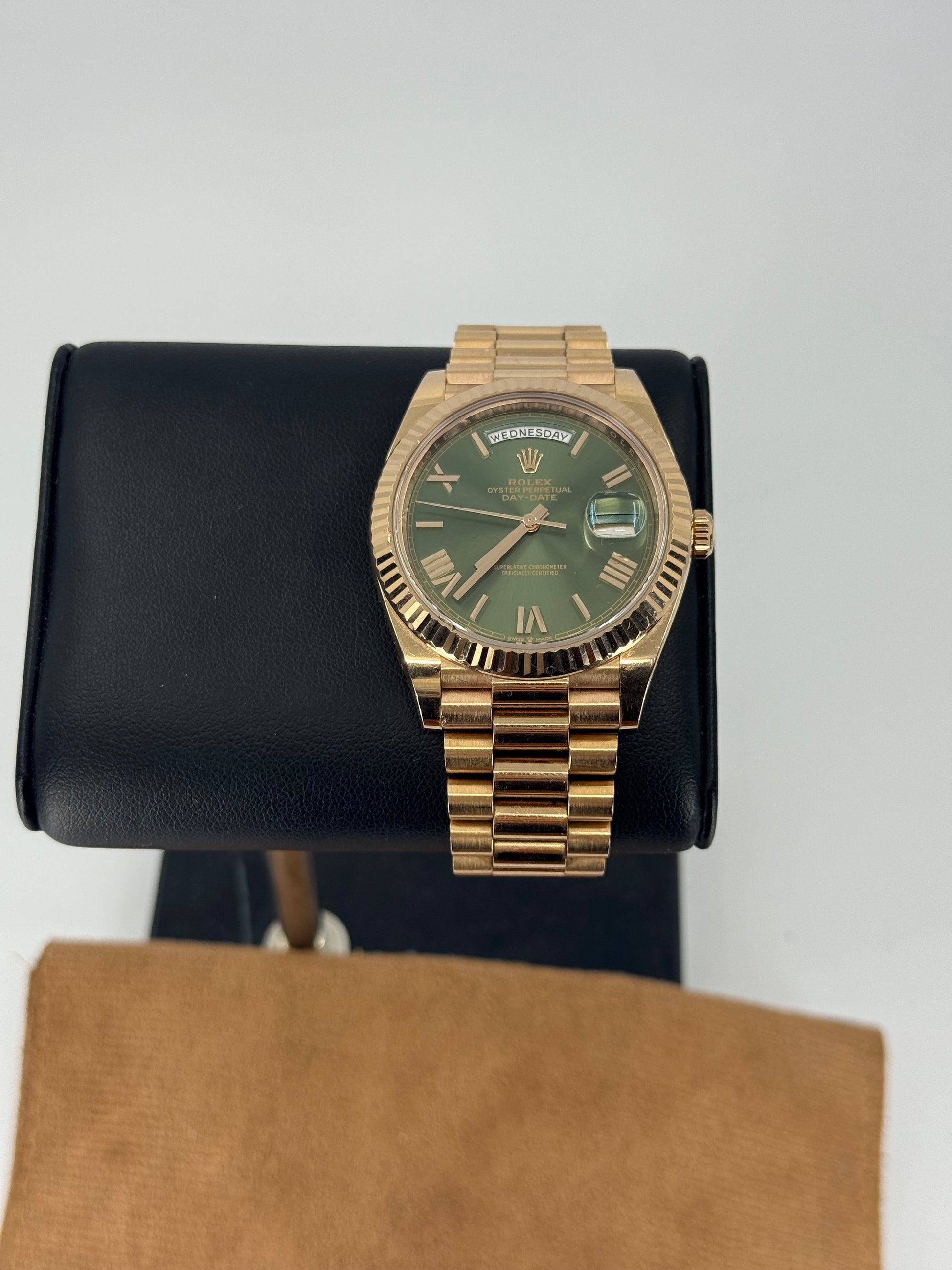 2020 ROLEX DAY-DATE 40 ROSE GOLD OLIVE DIAL 228235