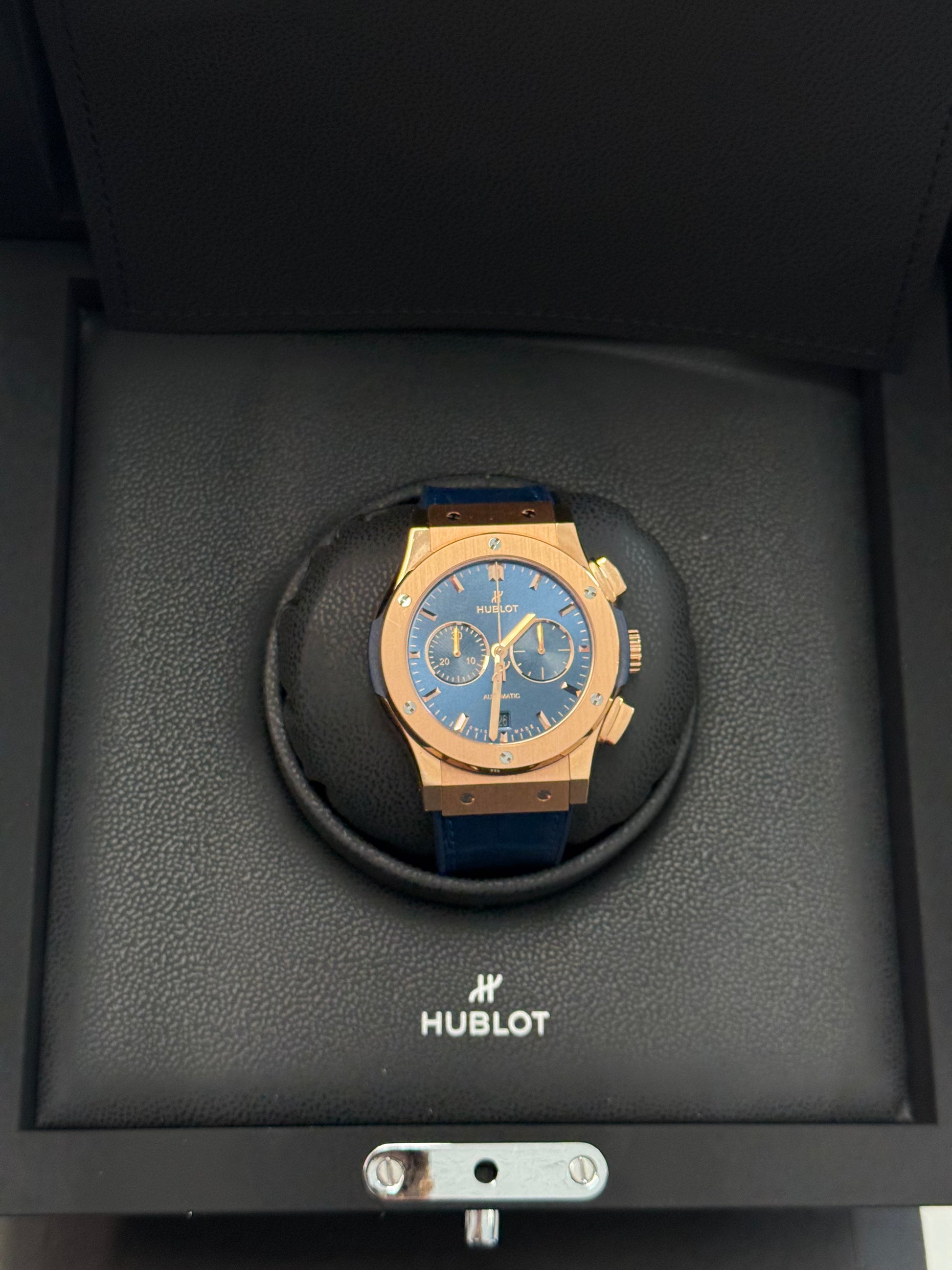 2017 HUBLOT CHRONOGRAPH CLASSIC FUSION KING GOLD 42mm 541.OX.7180.RX