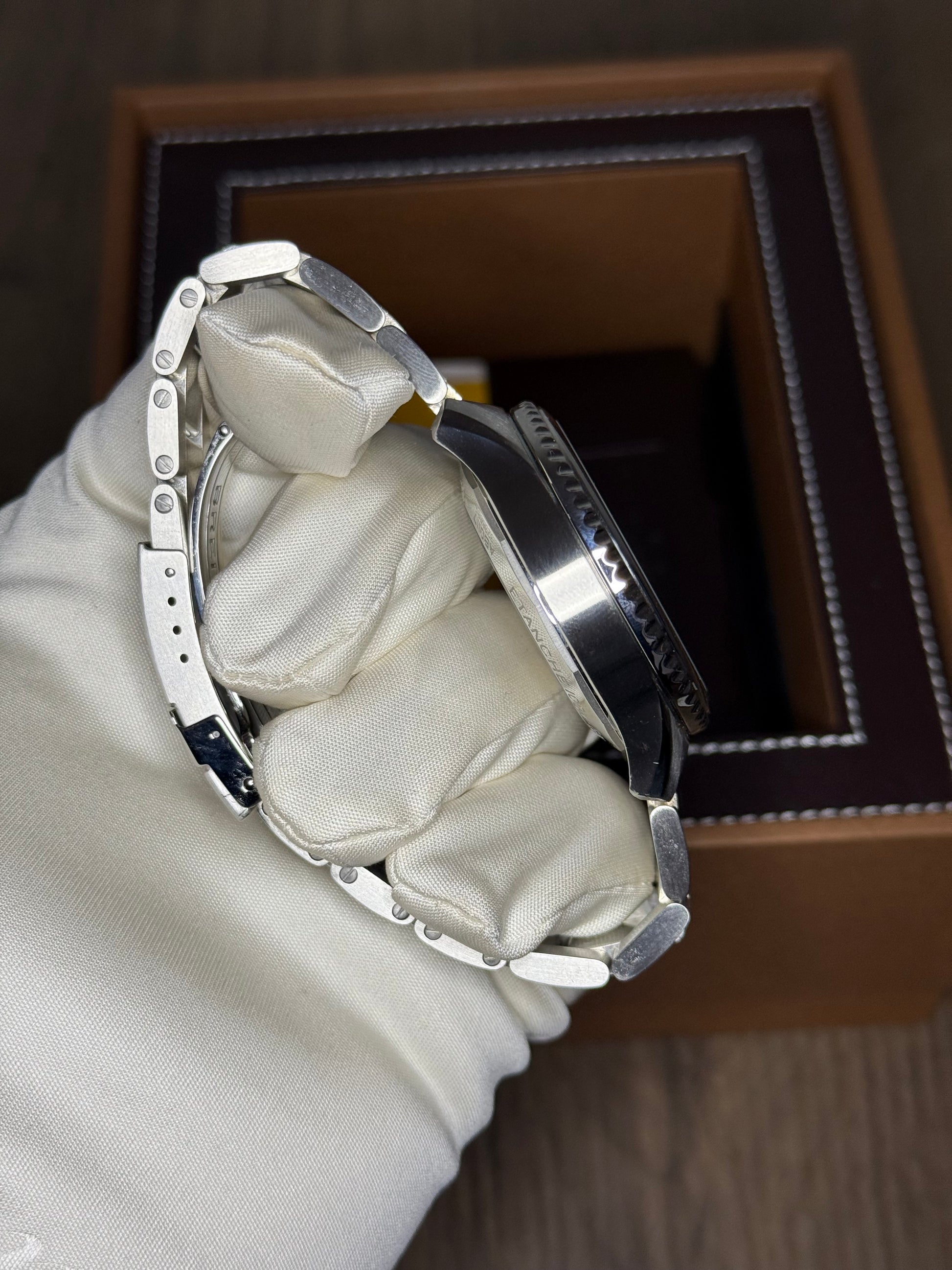 2018 BREITLING NAVITIMER AVIATOR 8 B01 CHRONOGRAPH 43