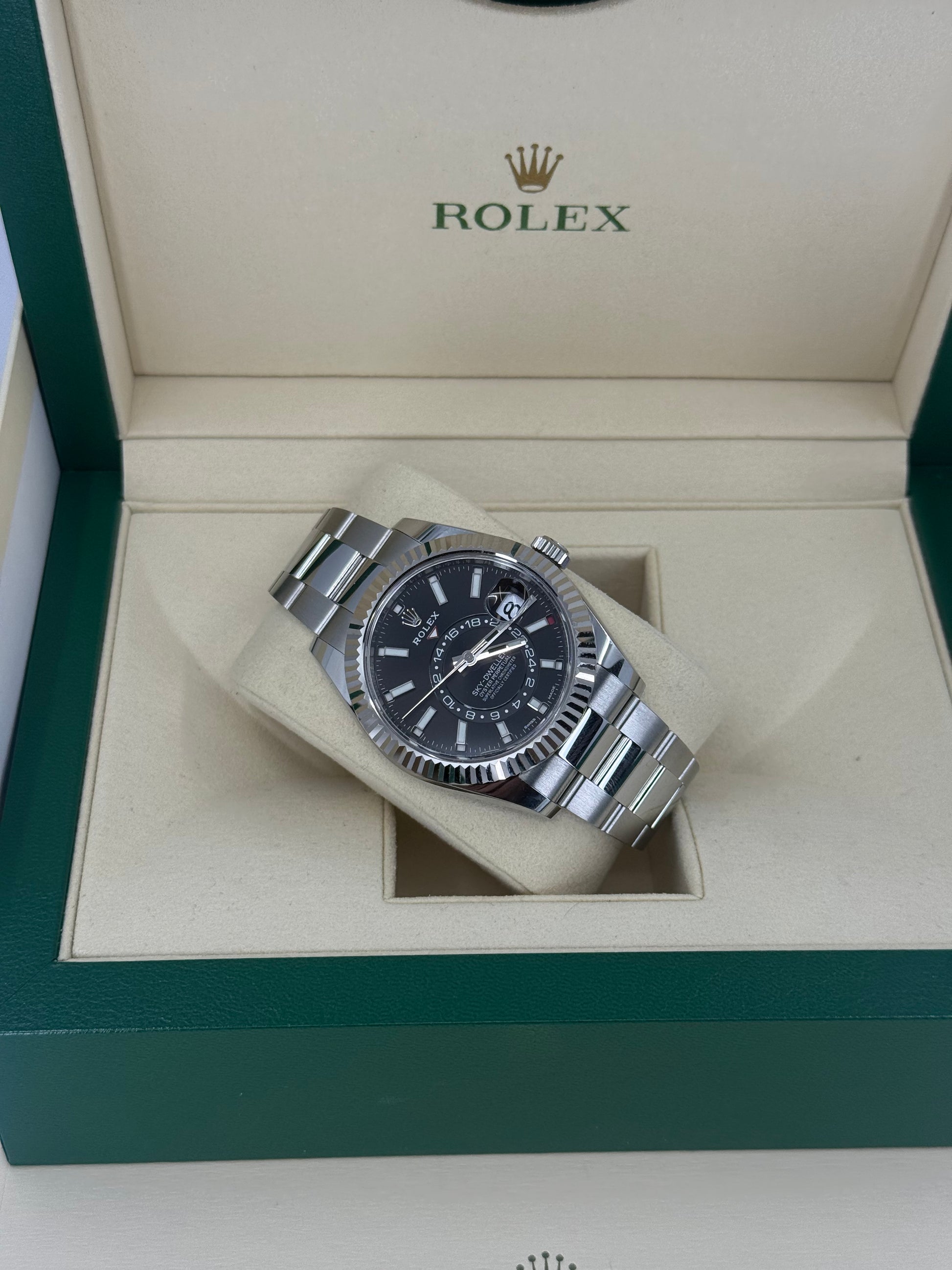 2021 ROLEX SKY-DWELLER STAINLESS STEEL 42MM BLACK DIAL 326934