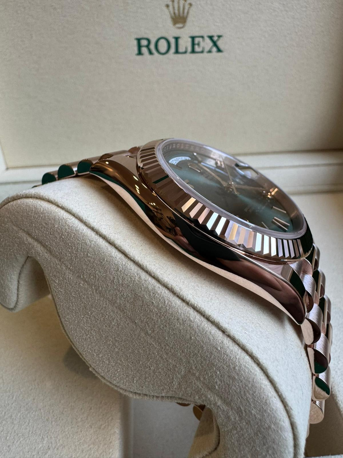 2025 ROLEX DAY-DATE 40 ROSE GOLD OLIVE DIAL 228235