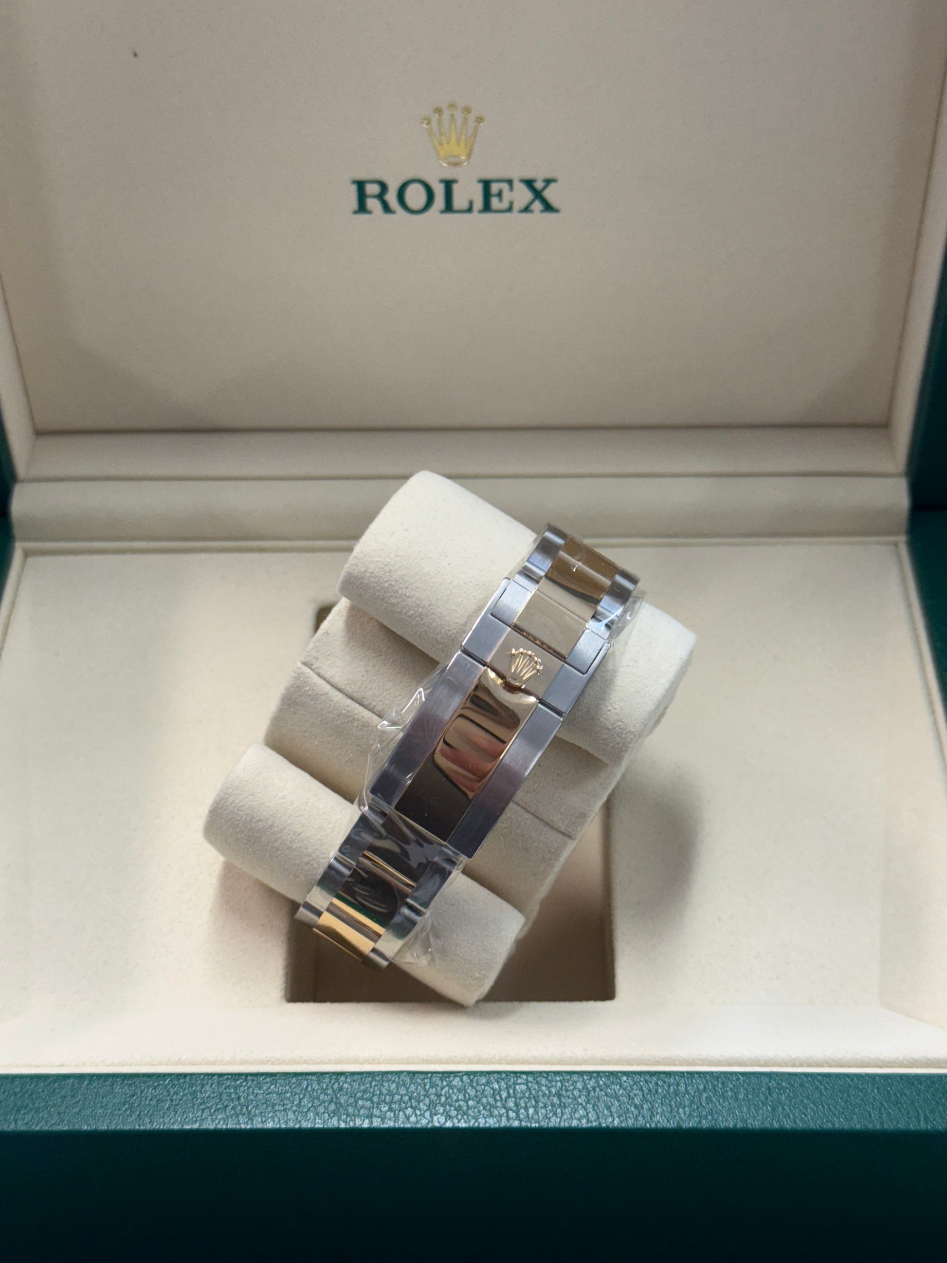 2025 ROLEX COSMOGRAPH DAYTONA TWO-TONE YELLOW GOLD CHAMPAGNE DIAL 126503