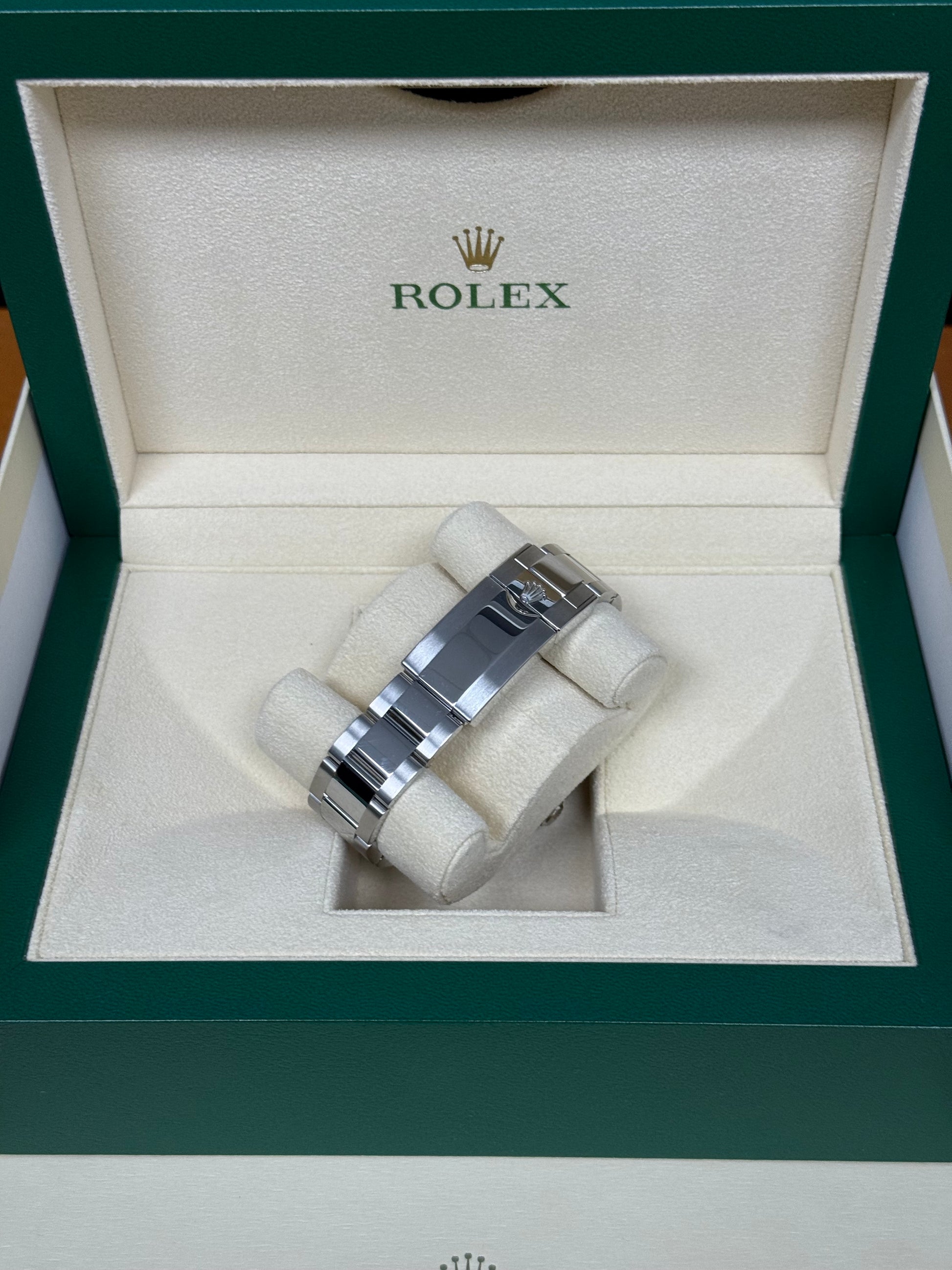 2025 ROLEX COSMOGRAPH DAYTONA STAINLESS STEEL BLACK DIAL 40MM 126500LN