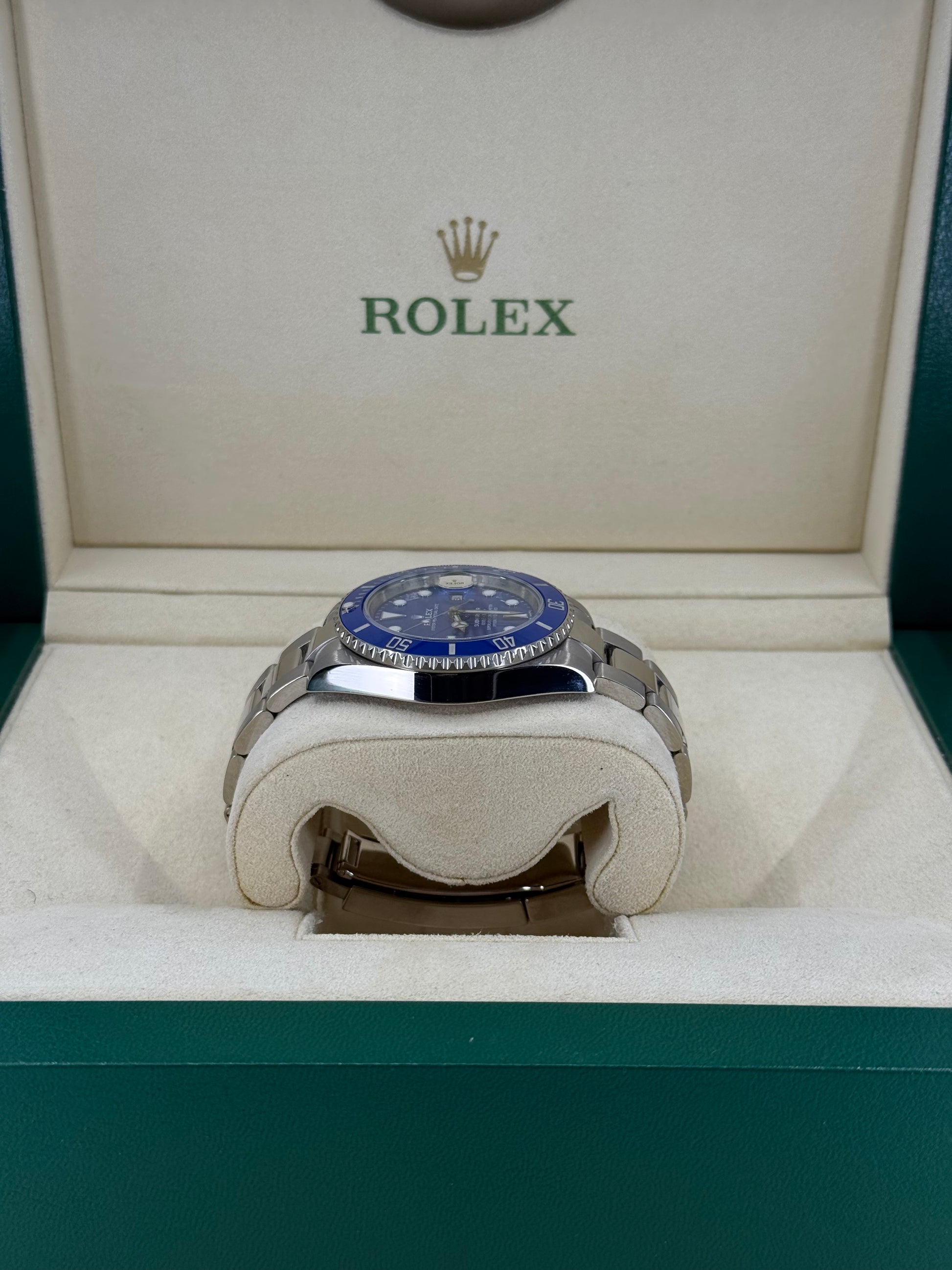 2018 ROLEX SUBMARINER WHITE GOLD BLUE DIAL 40MM 116519LB ‘Smurf’