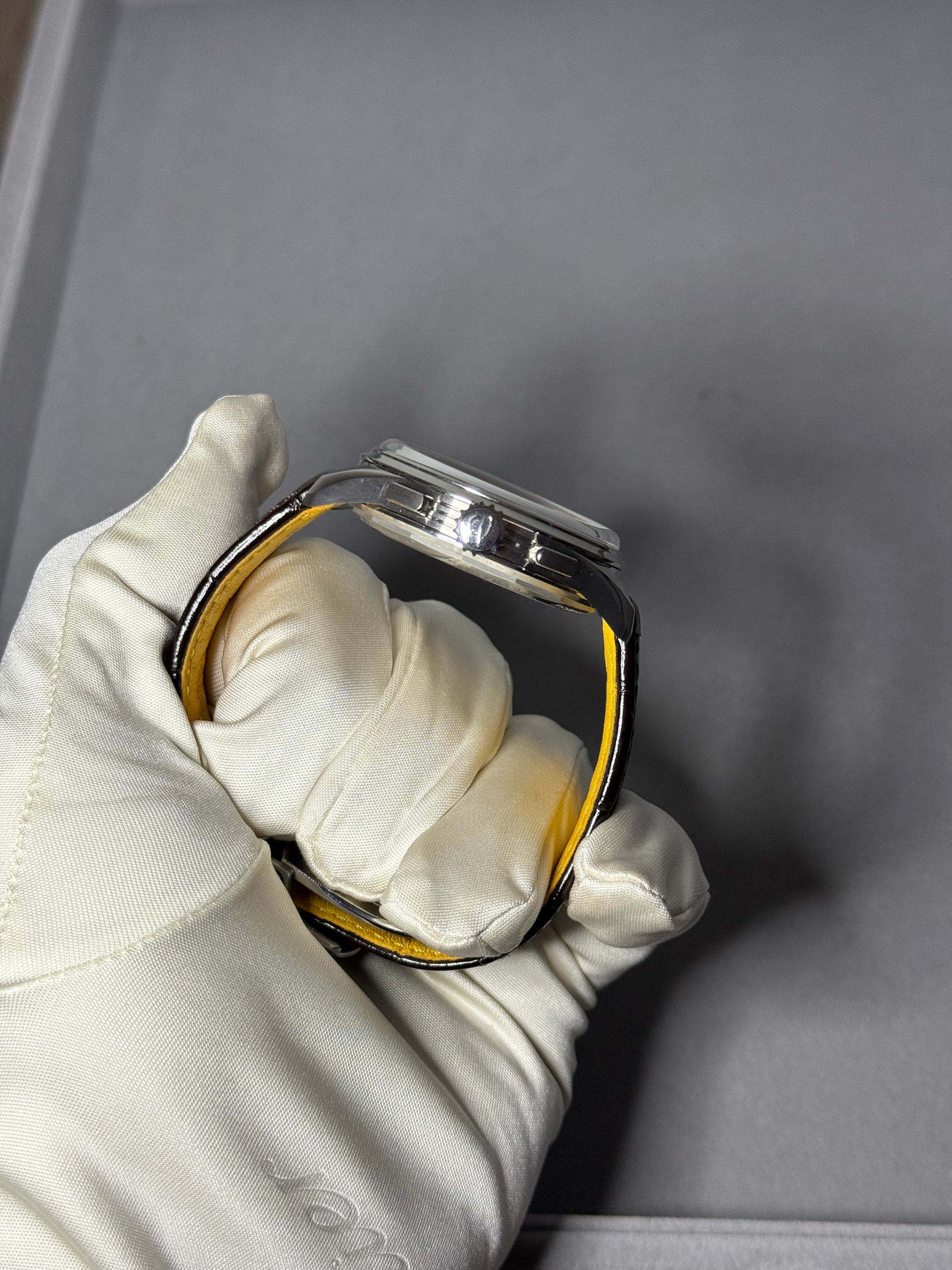 2025 BREITLING PREMIER B01 CHRONOGRAPH 42 SALMON