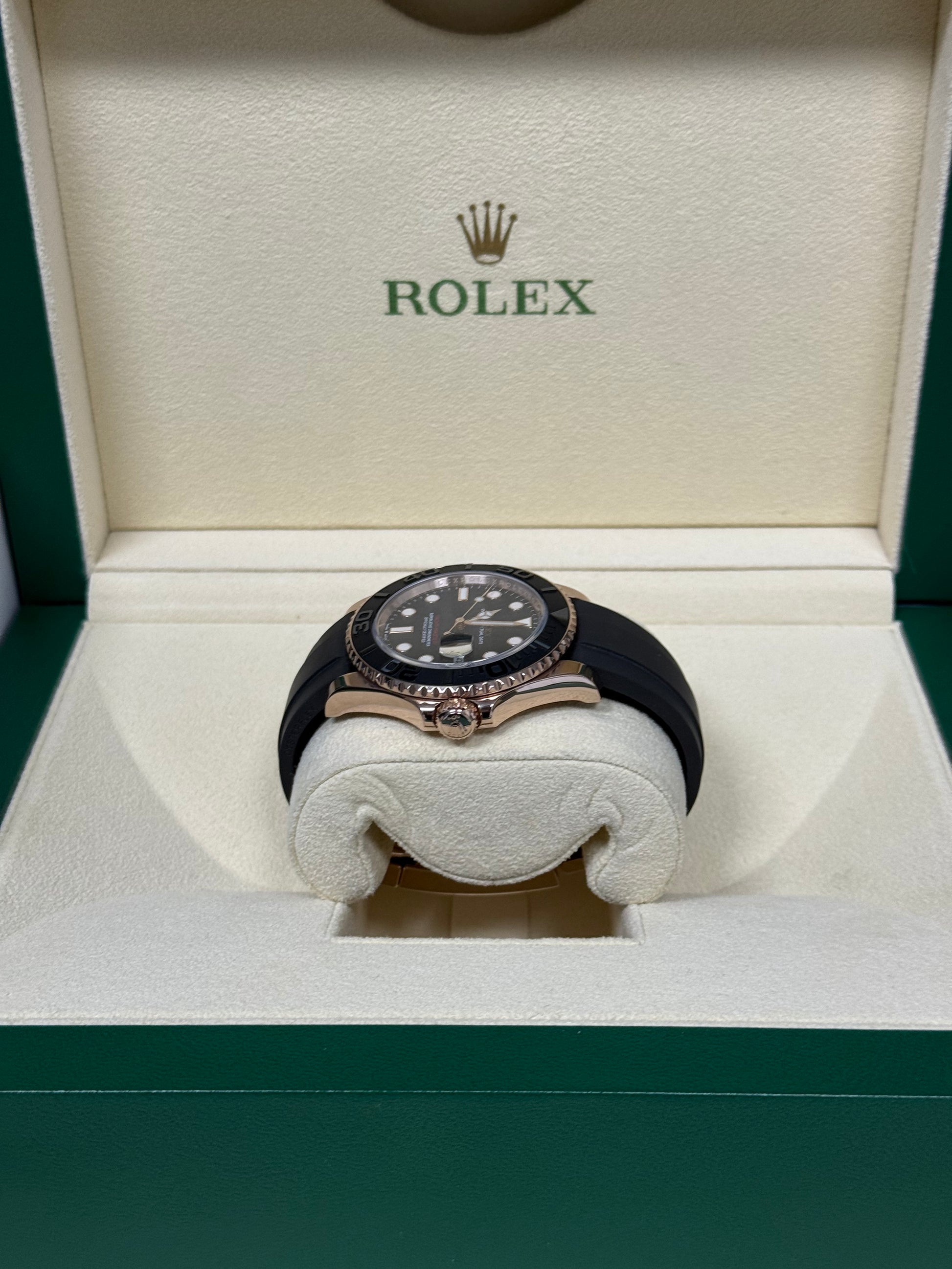 2021 ROLEX YACHT-MASTER 40 ROSE GOLD OYSTERFLEX 126655