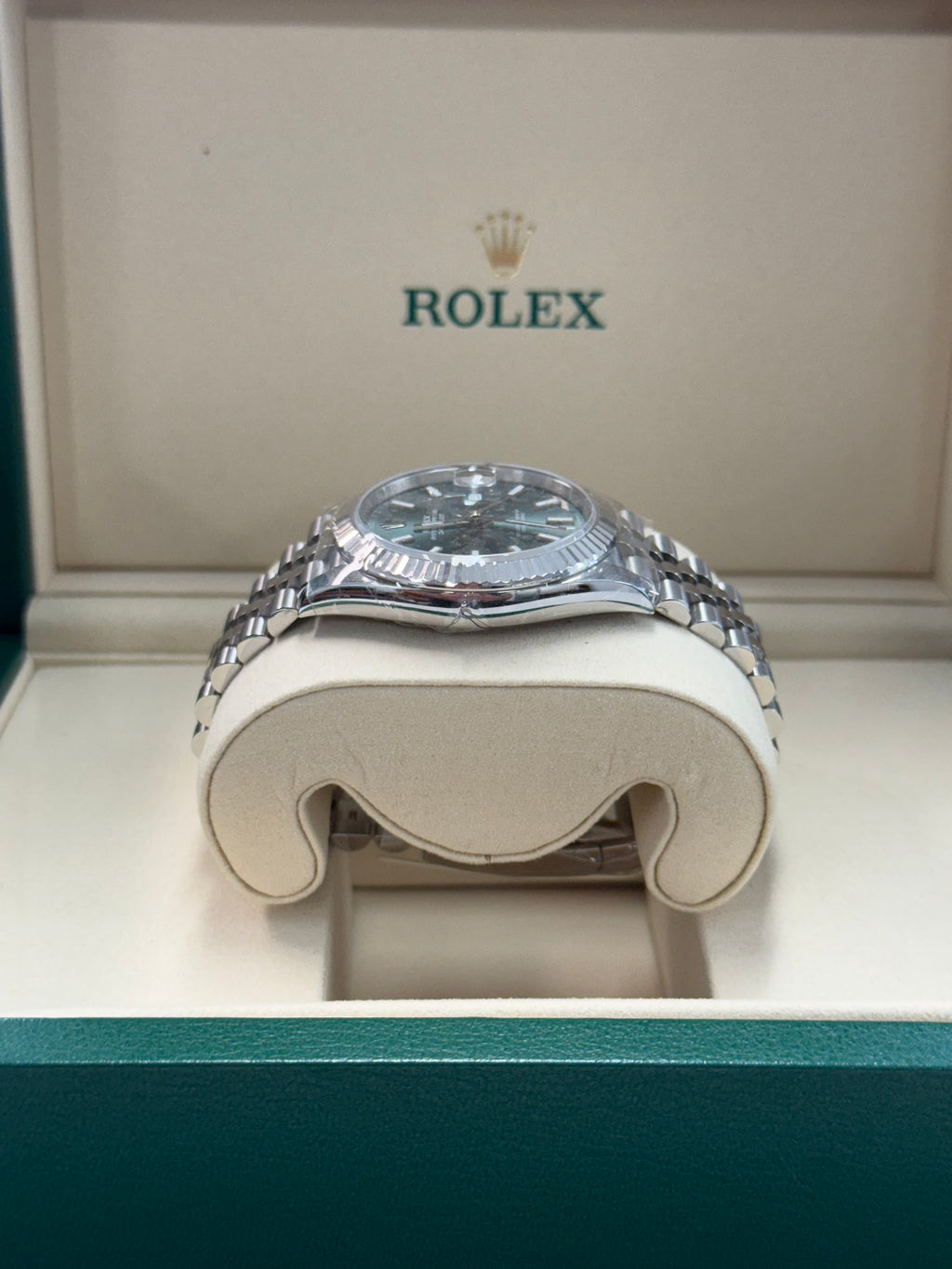 2025 ROLEX DATEJUST 41 STAINLESS STEEL MINT GREEN DIAL 126334