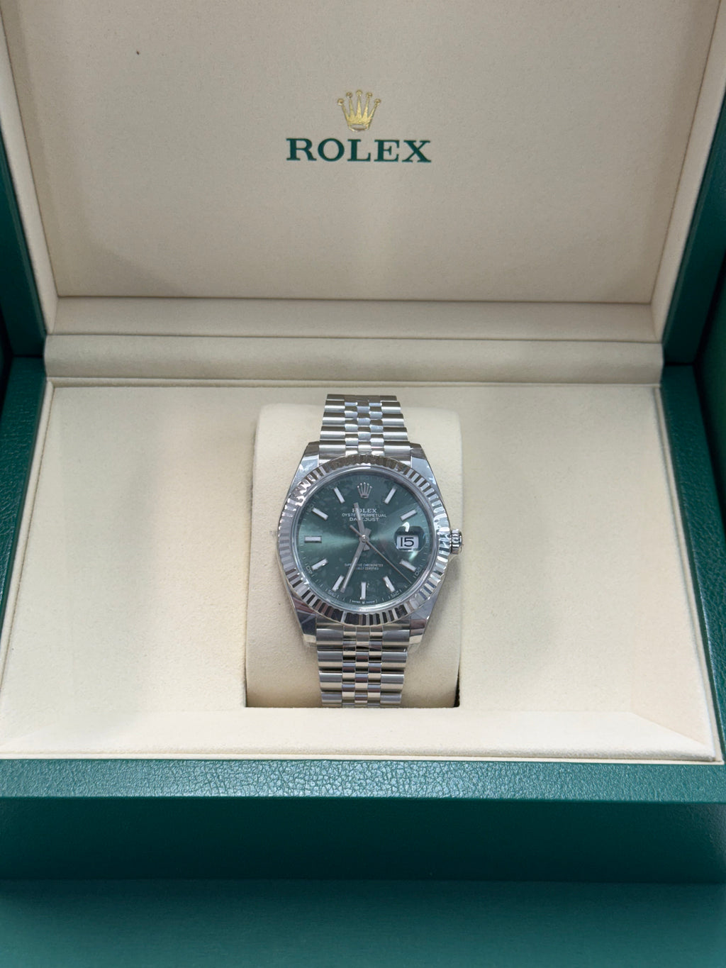2025 ROLEX DATEJUST 41 STAINLESS STEEL MINT GREEN DIAL 126334