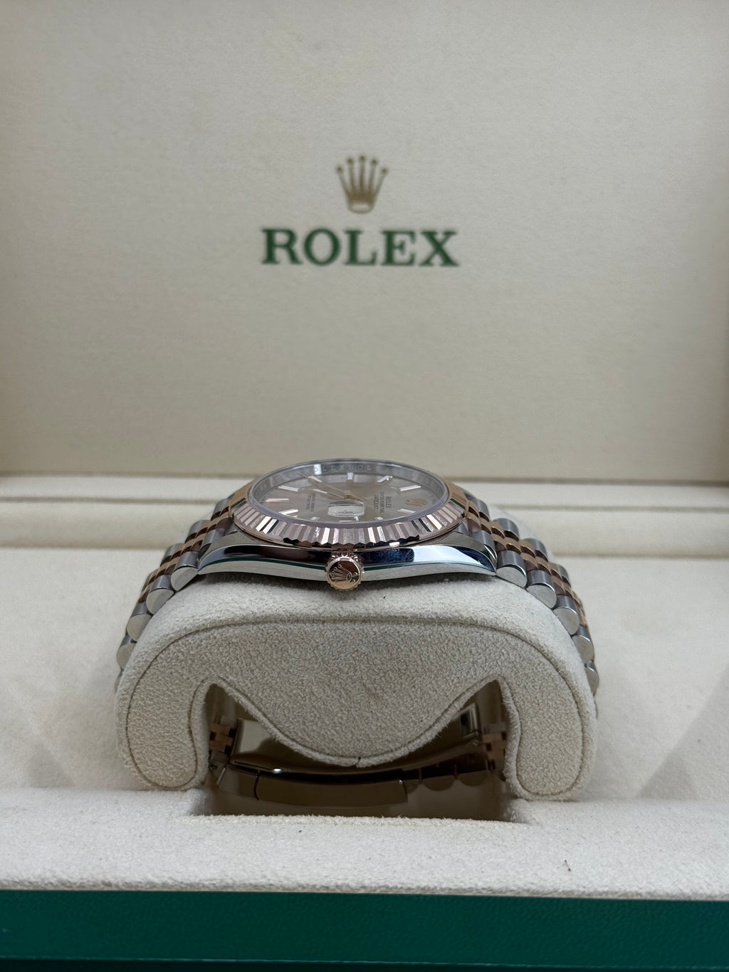 2023 ROLEX DATEJUST 41 STEEL/ROSE GOLD SUNDUST DIAL 126331