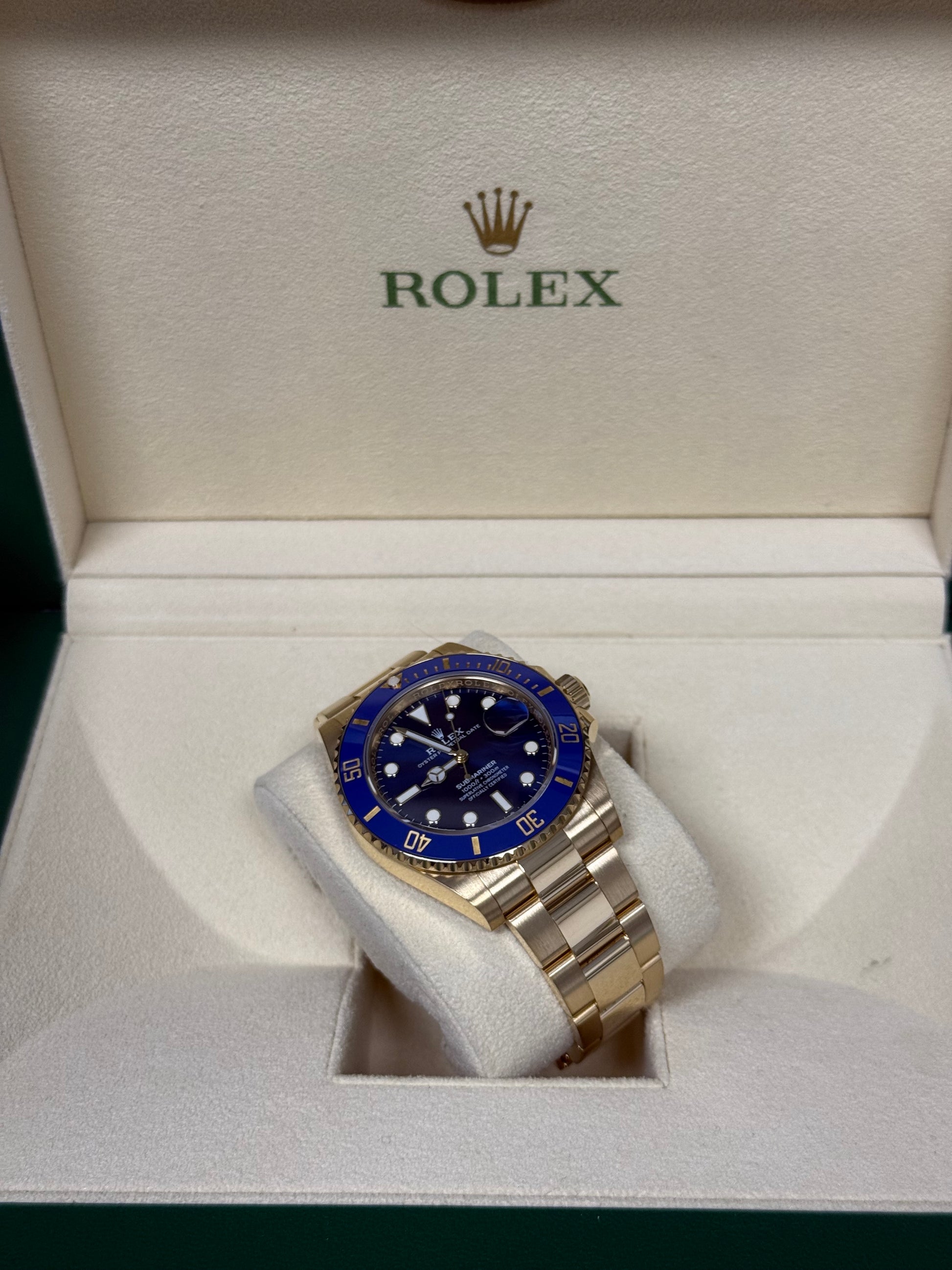 2022 ROLEX SUBMARINER ‘BLUESY’ 41MM YELLOW GOLD BLUE DIAL 126618LB