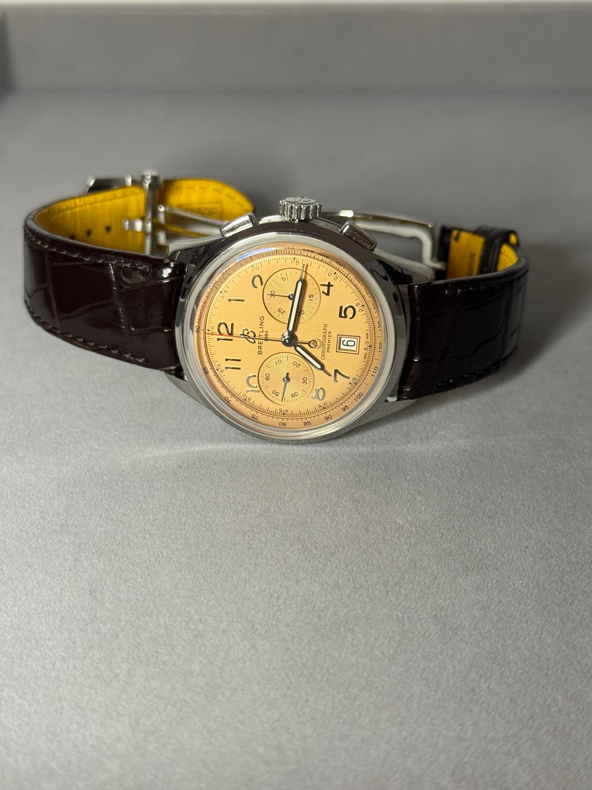 2025 BREITLING PREMIER B01 CHRONOGRAPH 42 SALMON