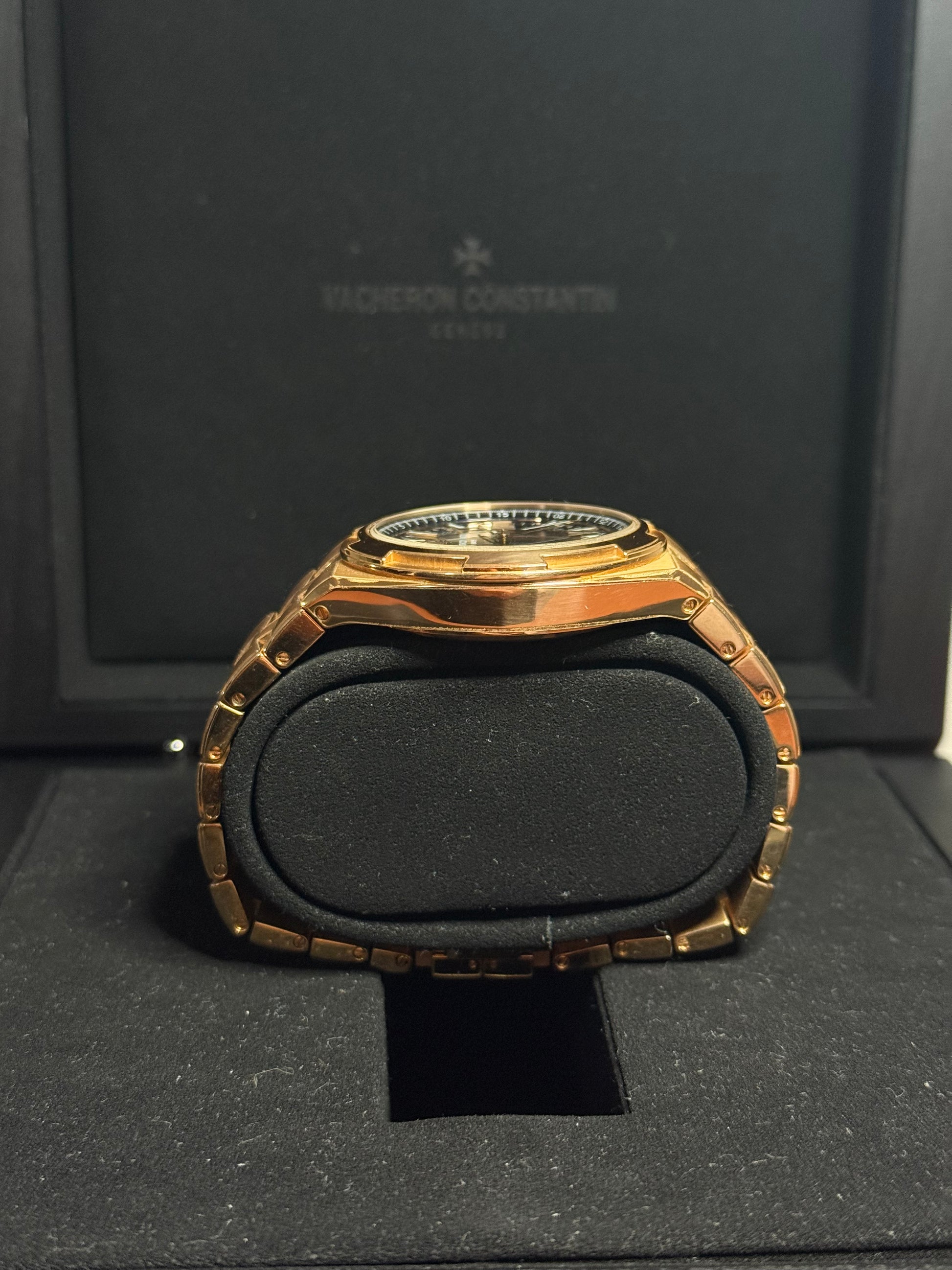 2022 VACHERON CONSTANTIN OVERSEAS SELF WINDING ROSE GOLD BLUE DIAL 4500v/110r