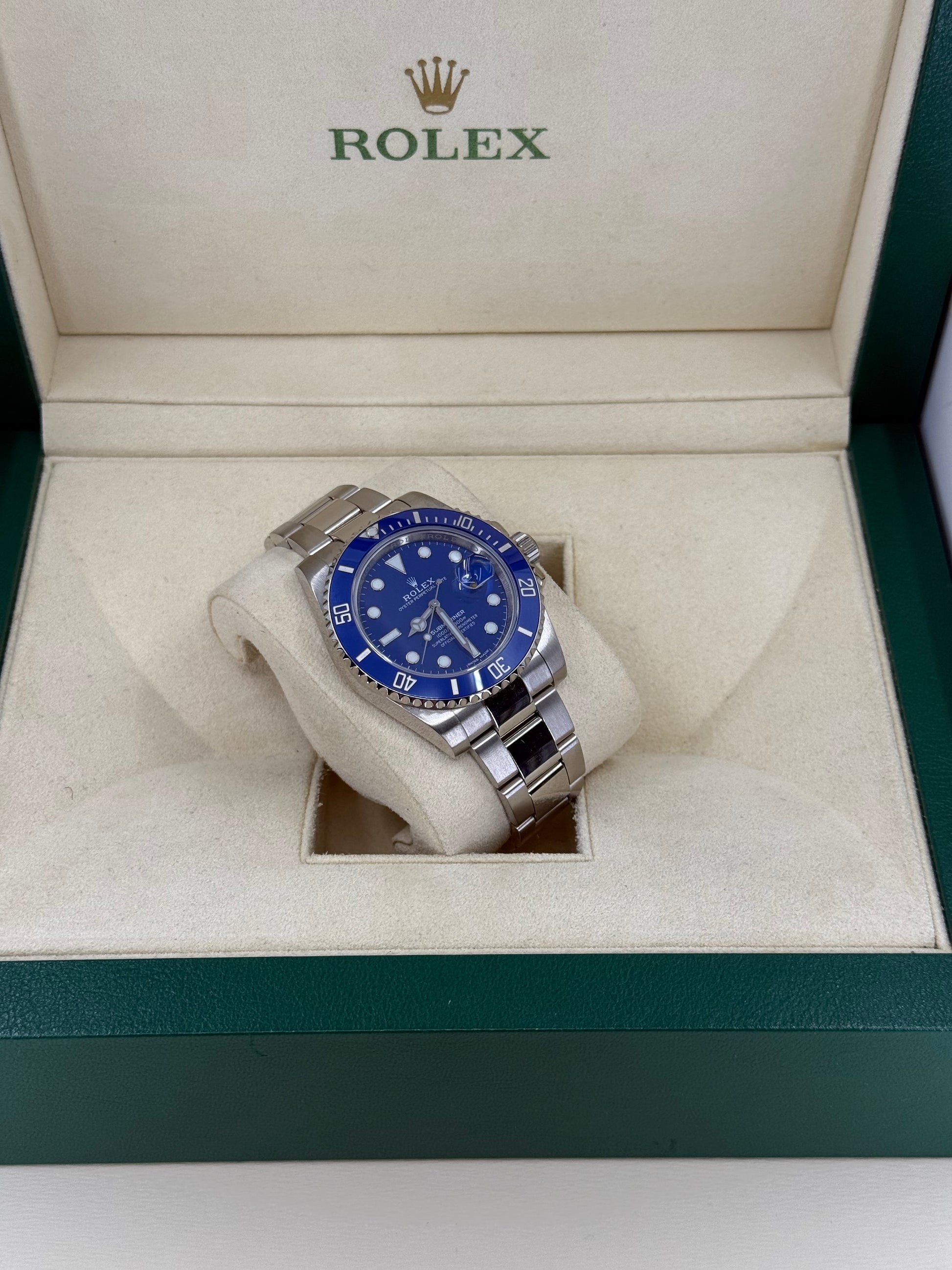 2018 ROLEX SUBMARINER WHITE GOLD BLUE DIAL 40MM 116519LB ‘Smurf’