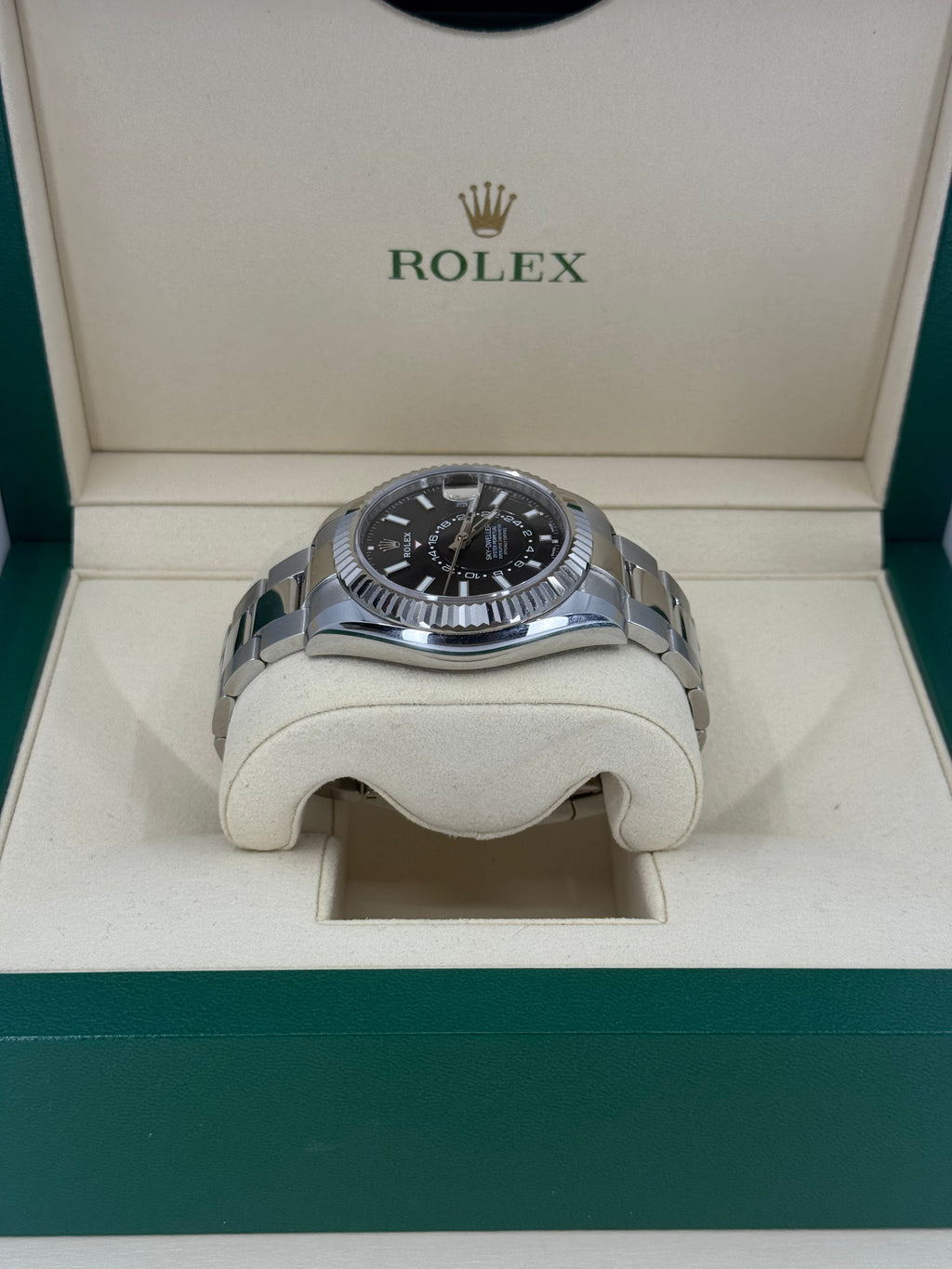 2021 ROLEX SKY-DWELLER STAINLESS STEEL 42MM BLACK DIAL 326934