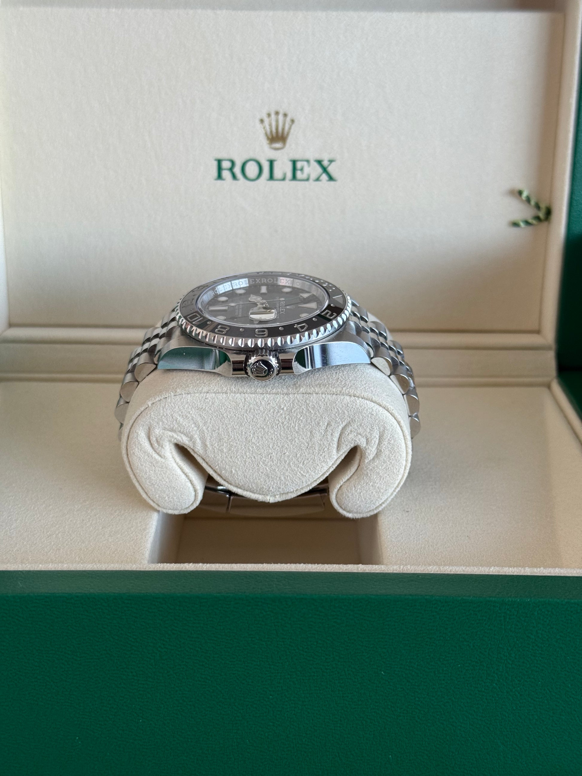 2025 ROLEX GMT-MASTER 2 ‘BRUCE WAYNE’ 40MM 126710GRNR