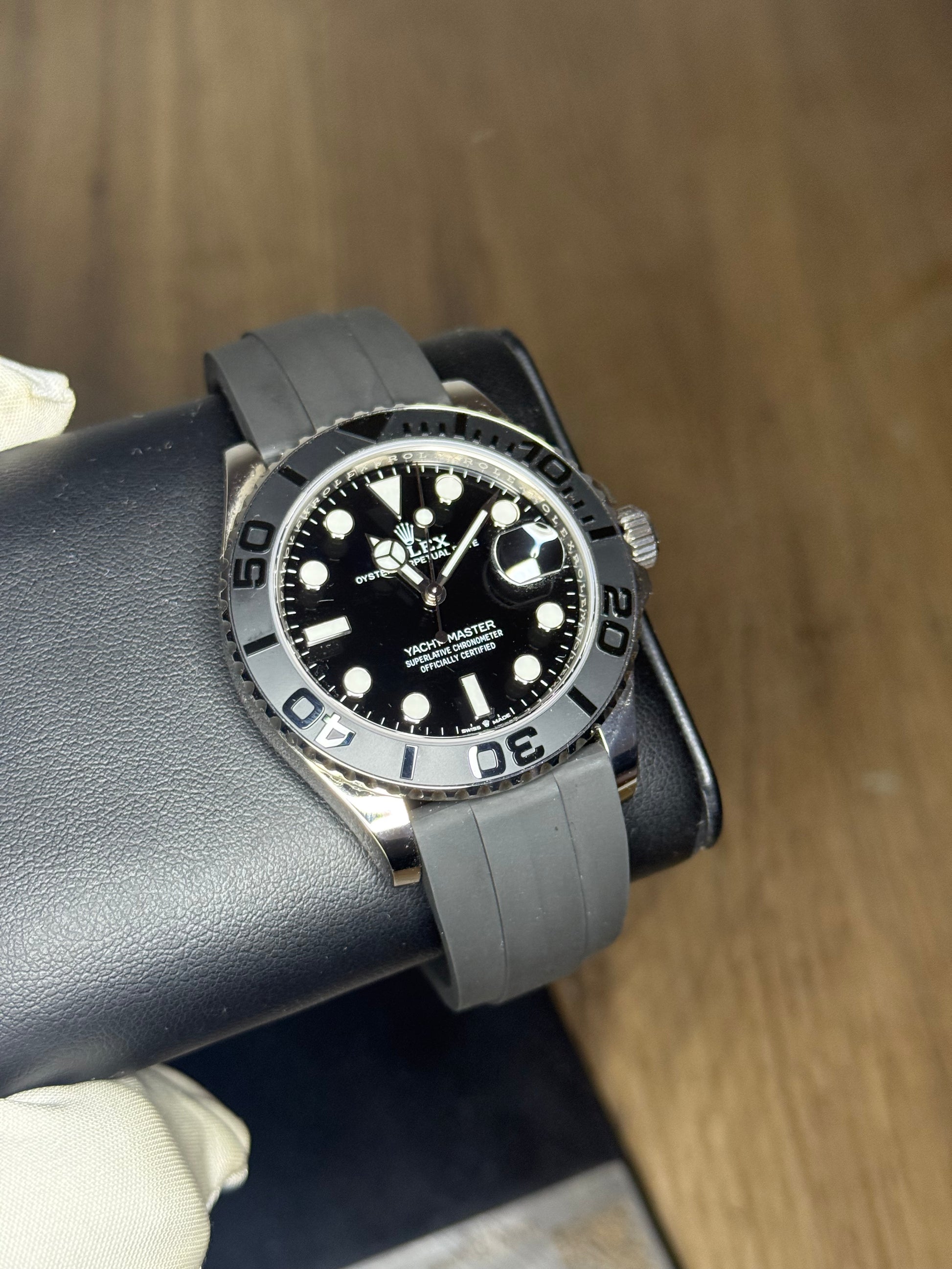 2023 ROLEX YACHT-MASTER 42 WHITE GOLD OYSTERFLEX 226659